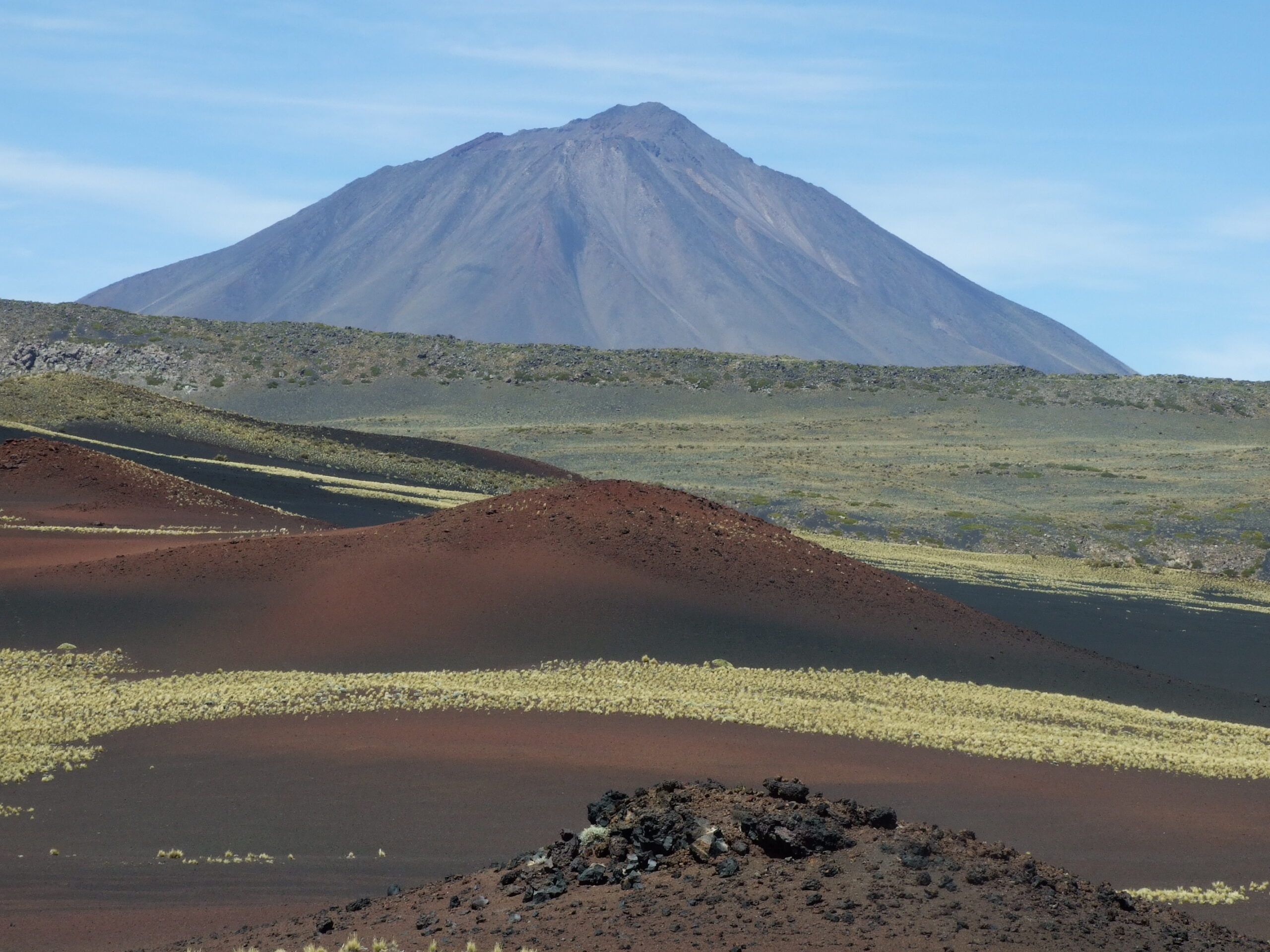 La Payunia: El Paisaje Volcánico que Susurra Historias Antiguas